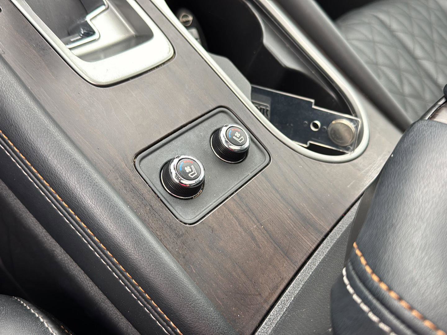 Used 2024 Nissan Murano Platinum w/ Cargo Package image 25