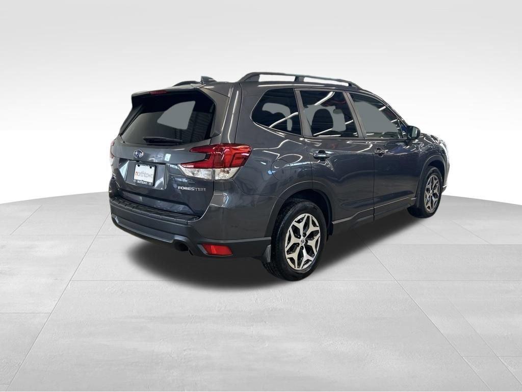 Used 2020 Subaru Forester Premium AWD/4WD image 32