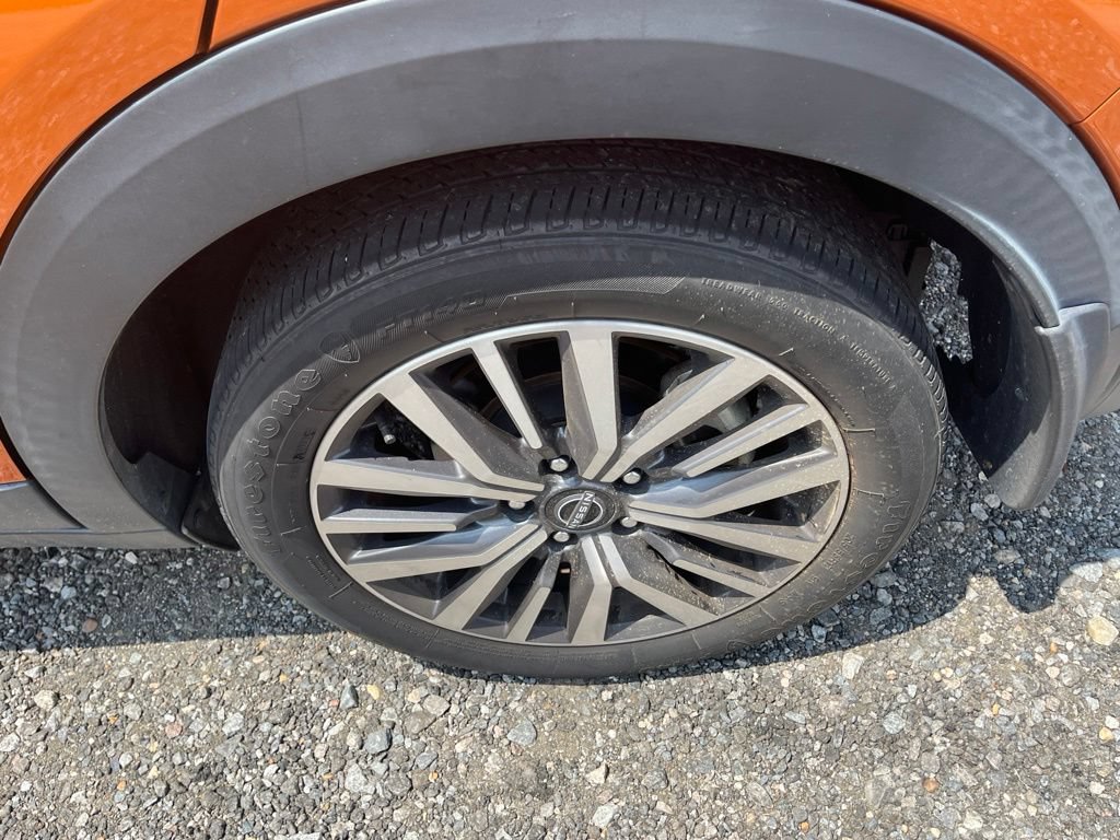 Used 2023 Nissan Kicks SV FWD image 35