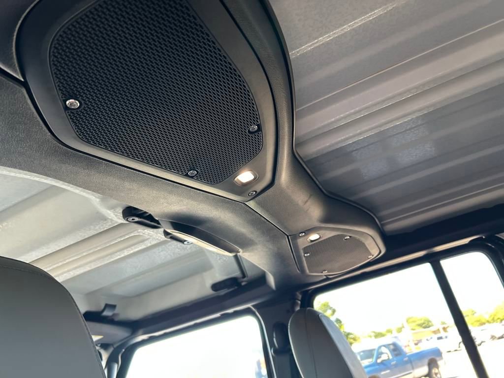 New 2025 Jeep Gladiator Mojave image 27