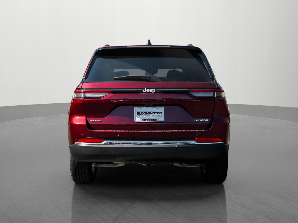 New 2025 Jeep Grand Cherokee Laredo X w/ Luxury Tech Group I image 4