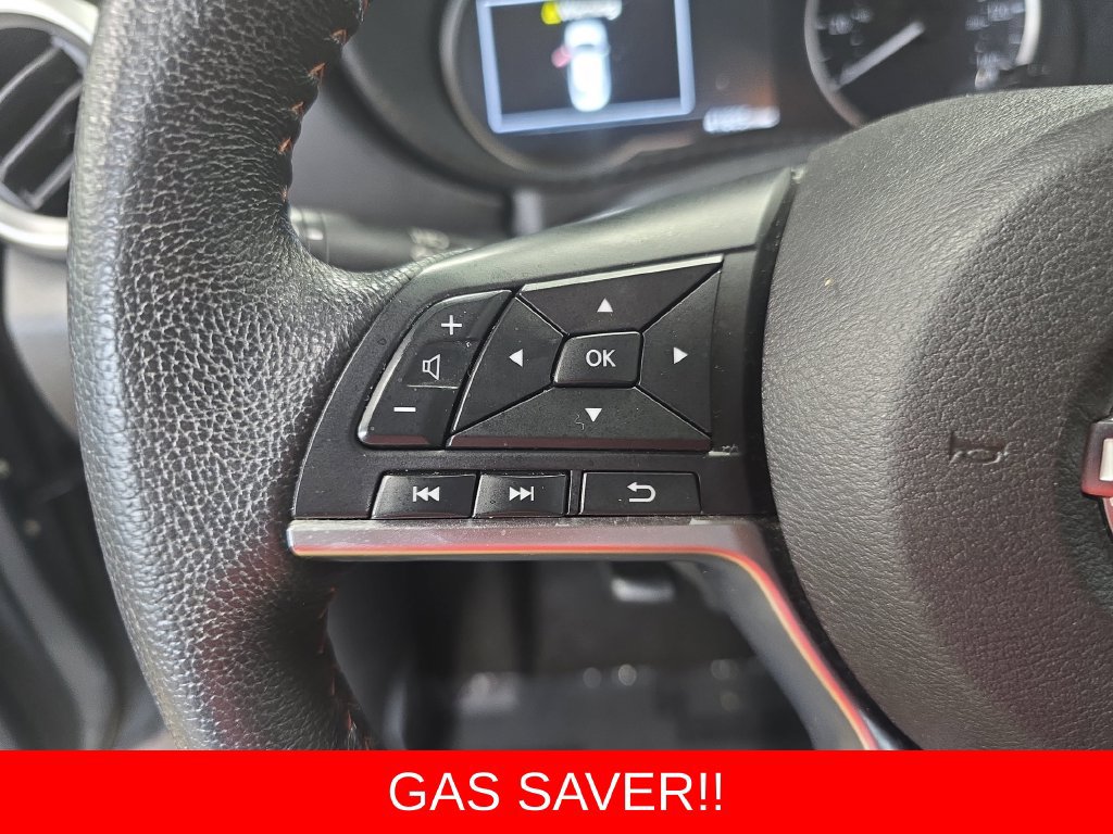 Used 2025 Nissan Versa SR w/ Trunk Package FWD image 17