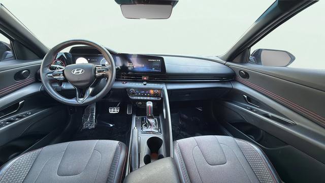 Used 2025 Hyundai Elantra N Line image 16