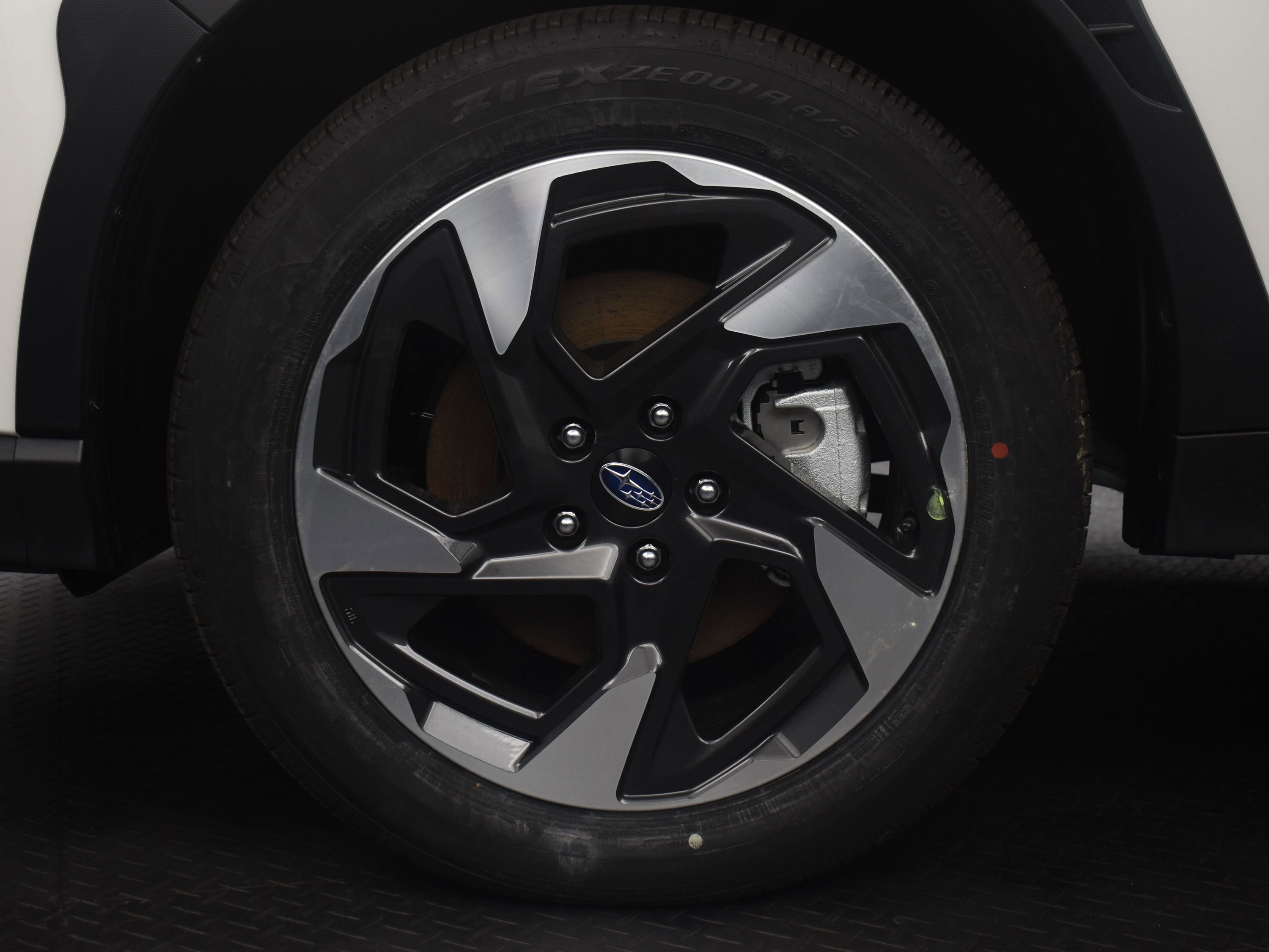 Certified 2025 Subaru Crosstrek 2.5i Limited w/ Popular Package #3A image 9