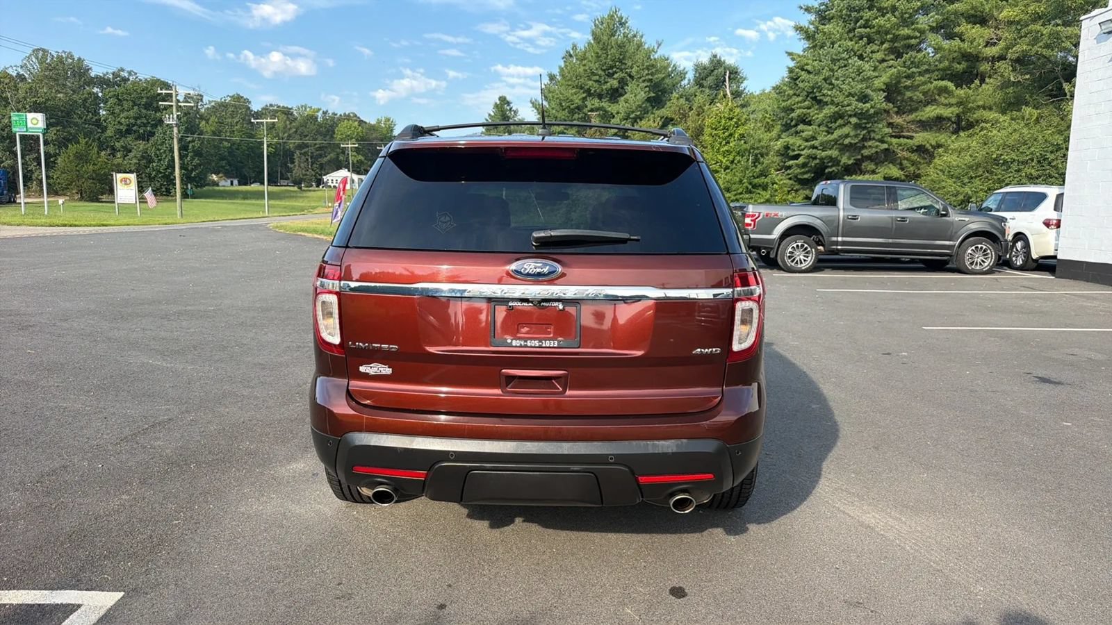 Used 2015 Ford Explorer Limited w/ Equipment Group 302A AWD/4WD image 6