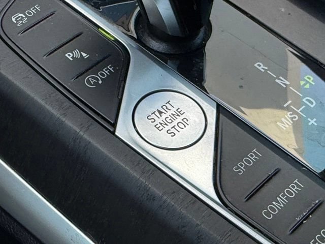 Used 2023 BMW 430i Coupe w/ M Sport Package RWD image 17