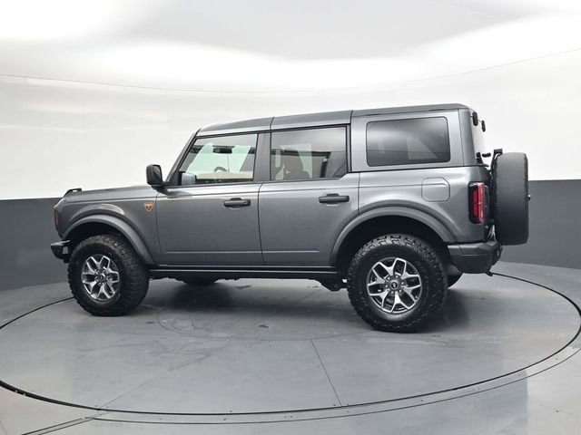 Used 2025 Ford Bronco Badlands image 6