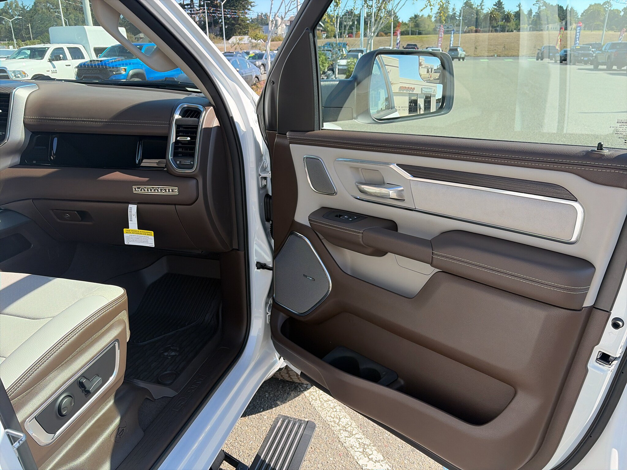 New 2026 RAM 1500 Laramie w/ Advanced Safety Group II AWD/4WD image 17