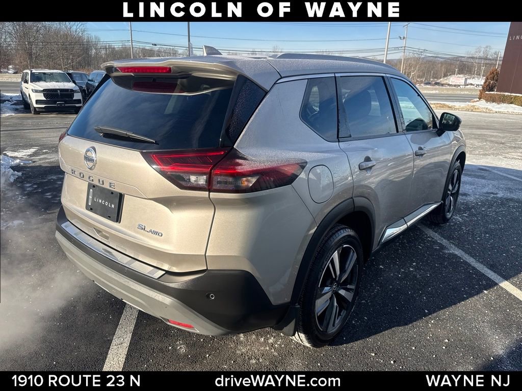 Used 2021 Nissan Rogue SL w/ Premium Package image 7