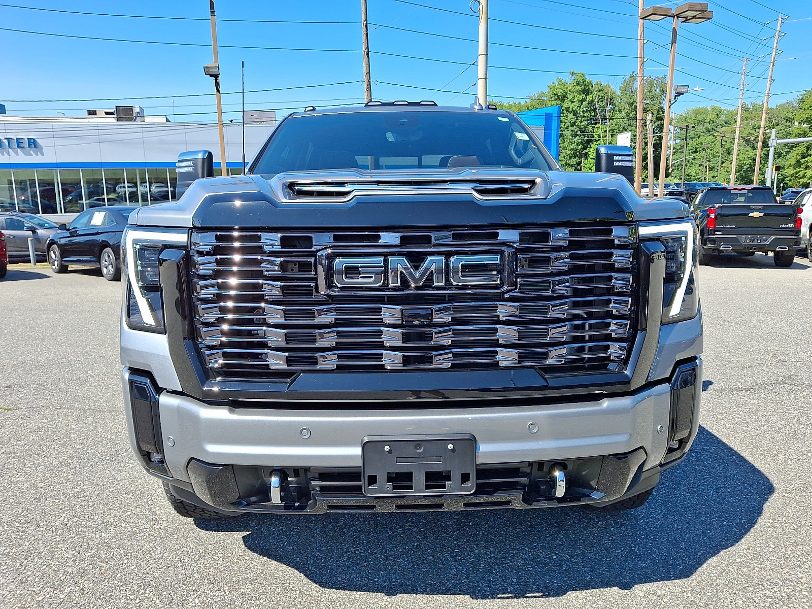 Certified 2025 GMC Sierra 2500 Denali Ultimate AWD/4WD image 2