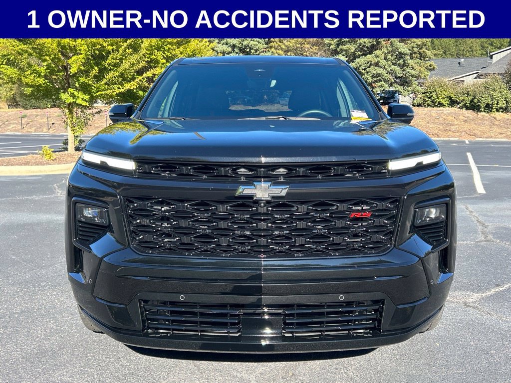 Used 2024 Chevrolet Traverse RS w/ LPO, Floor Liner Package FWD image 12