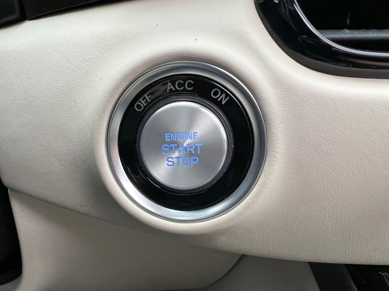 Used 2019 Genesis G90 5.0 Ultimate image 35