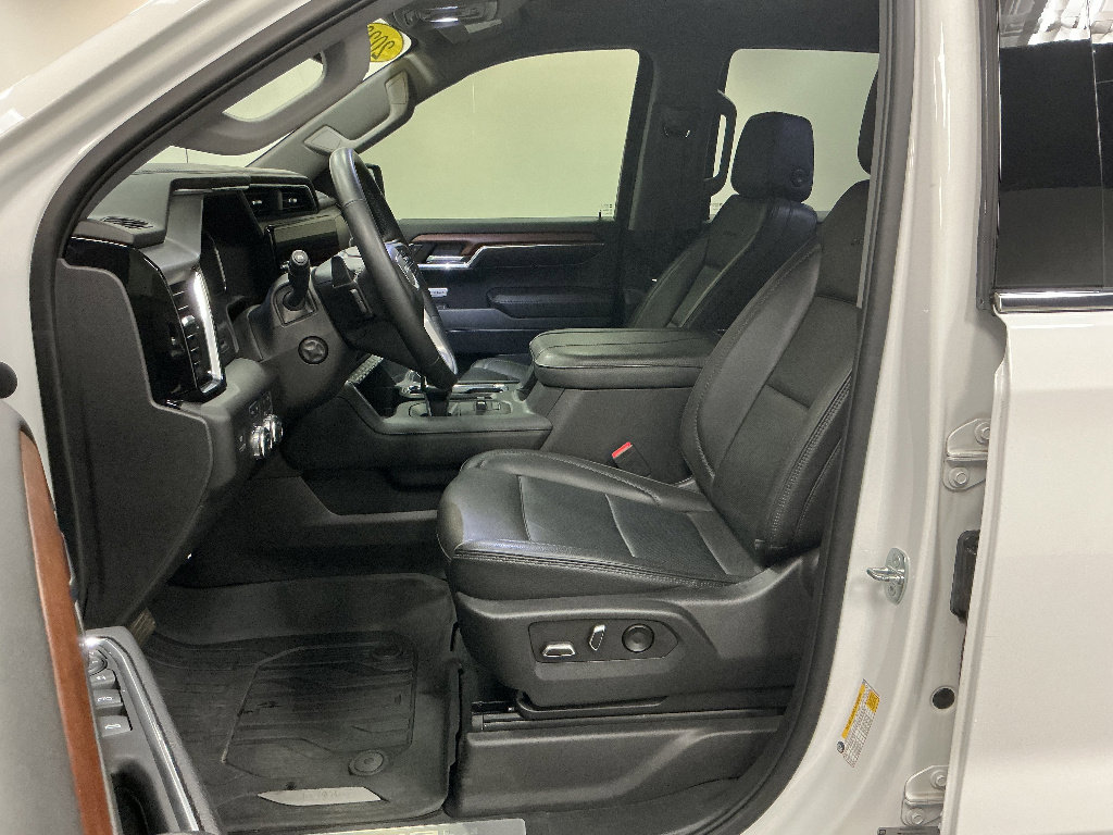 Used 2023 GMC Sierra 1500 Denali AWD/4WD image 8