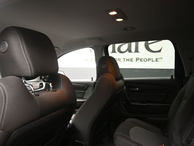 Used 2017 Chevrolet Traverse LT image 19