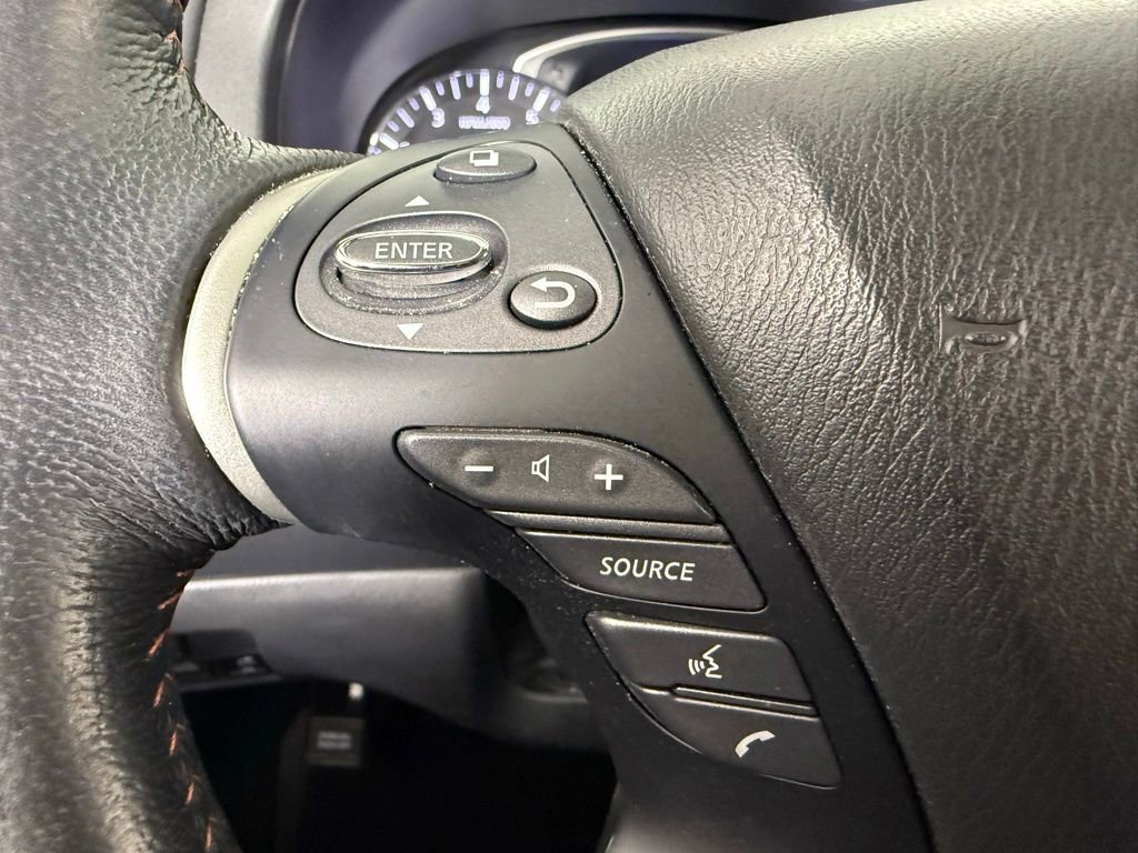 Used 2019 Nissan Pathfinder SL FWD image 27