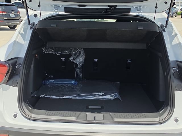 New 2026 Chevrolet Trax RS w/ Driver Confidence Package FWD image 7
