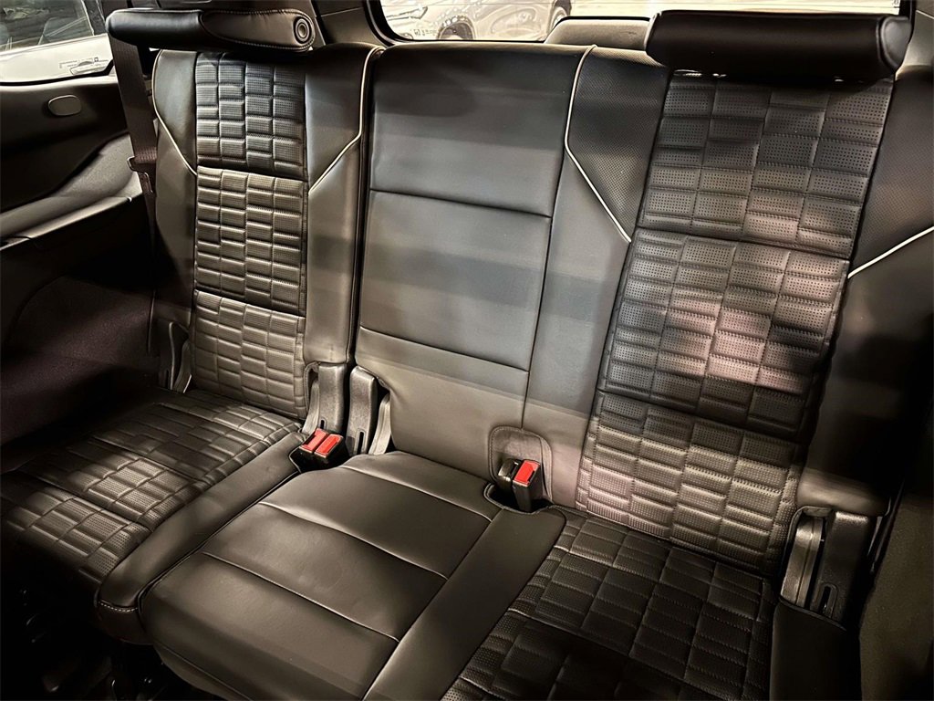 Used 2023 Cadillac Escalade Sport Platinum image 18
