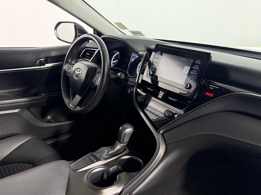 Used 2024 Toyota Camry SE w/ Convenience Package FWD image 29
