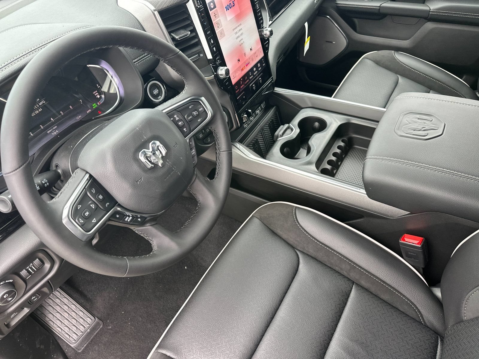 New 2026 RAM 1500 Laramie w/ Night Edition AWD/4WD image 10