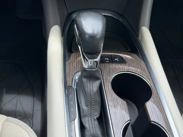 Used 2022 Chevrolet Malibu Premier FWD image 28