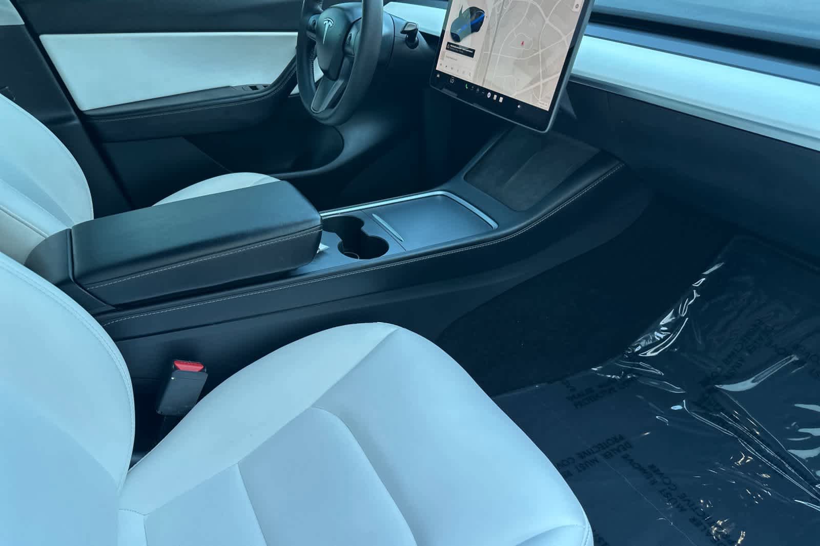 Used 2021 Tesla Model Y Performance image 17