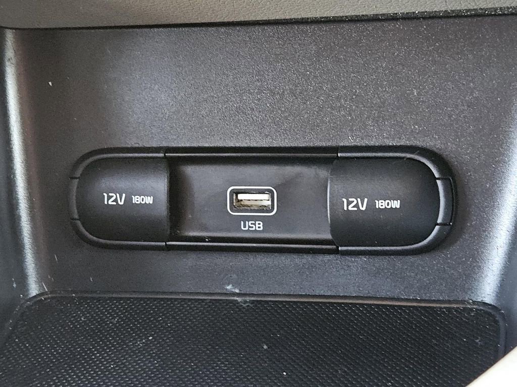 Used 2020 Kia Sportage LX image 14