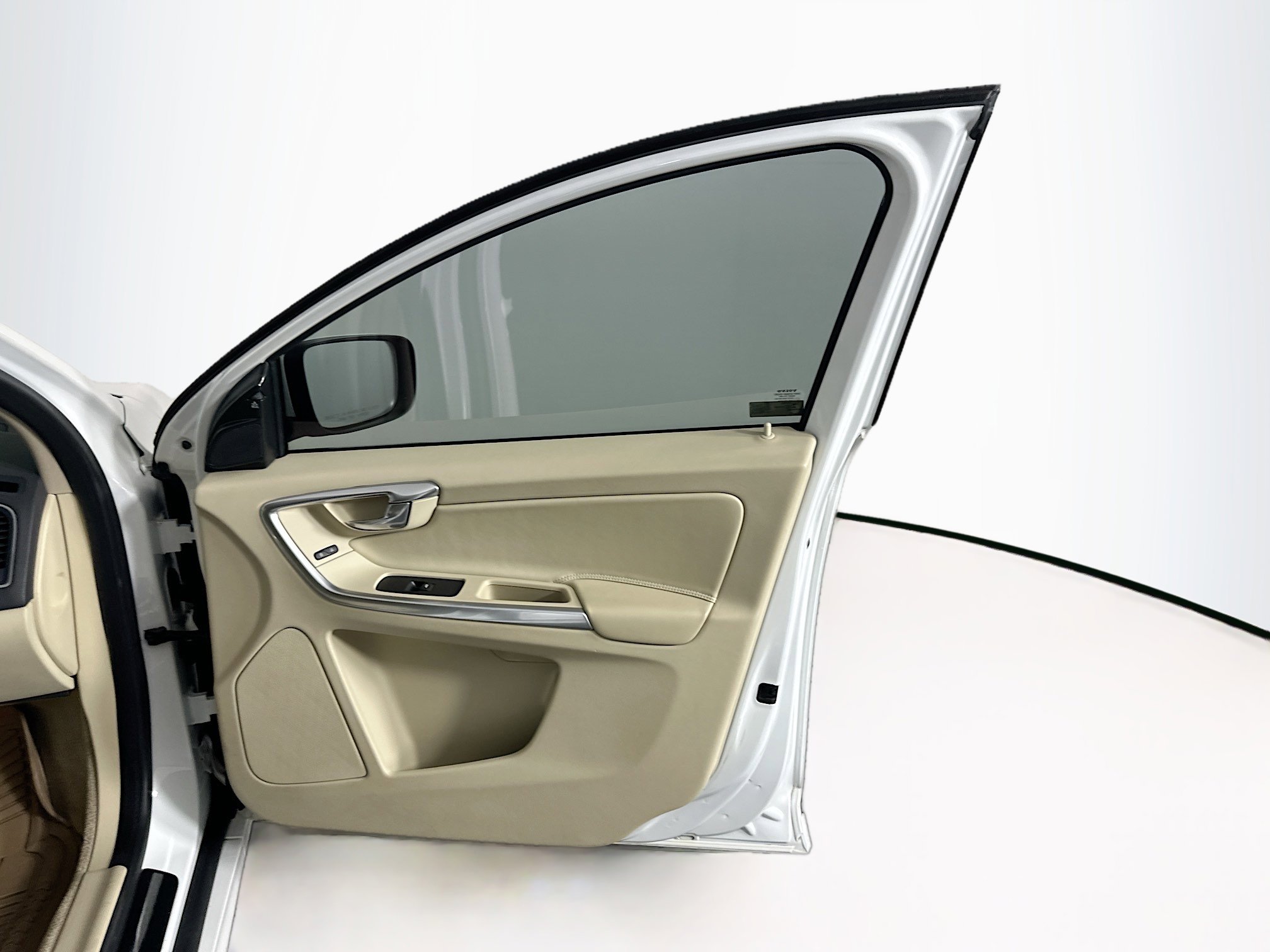 Used 2016 Volvo XC60 T5 Premier image 31