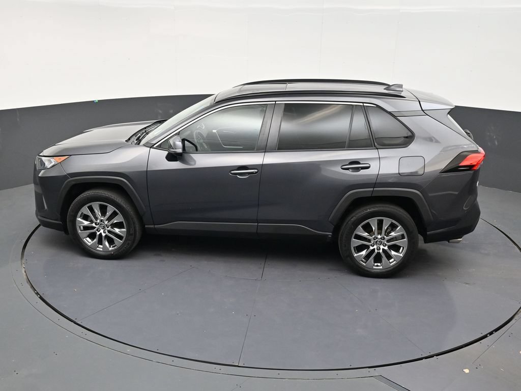 Used 2021 Toyota RAV4 XLE Premium FWD image 13