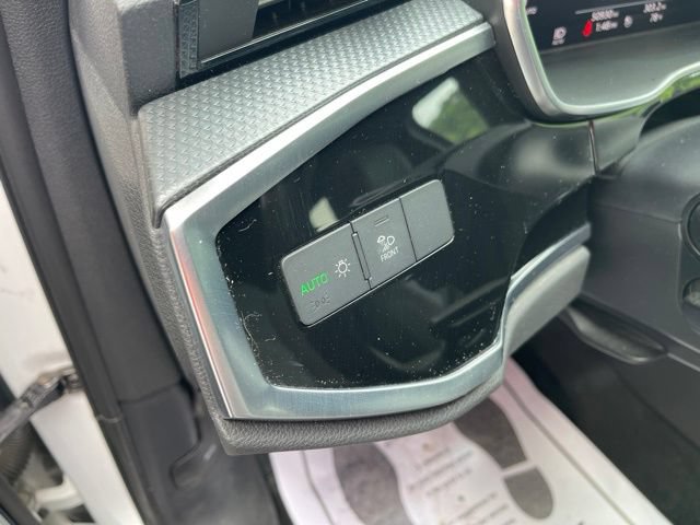 Used 2020 Audi Q3 2.0T Prestige AWD/4WD image 18
