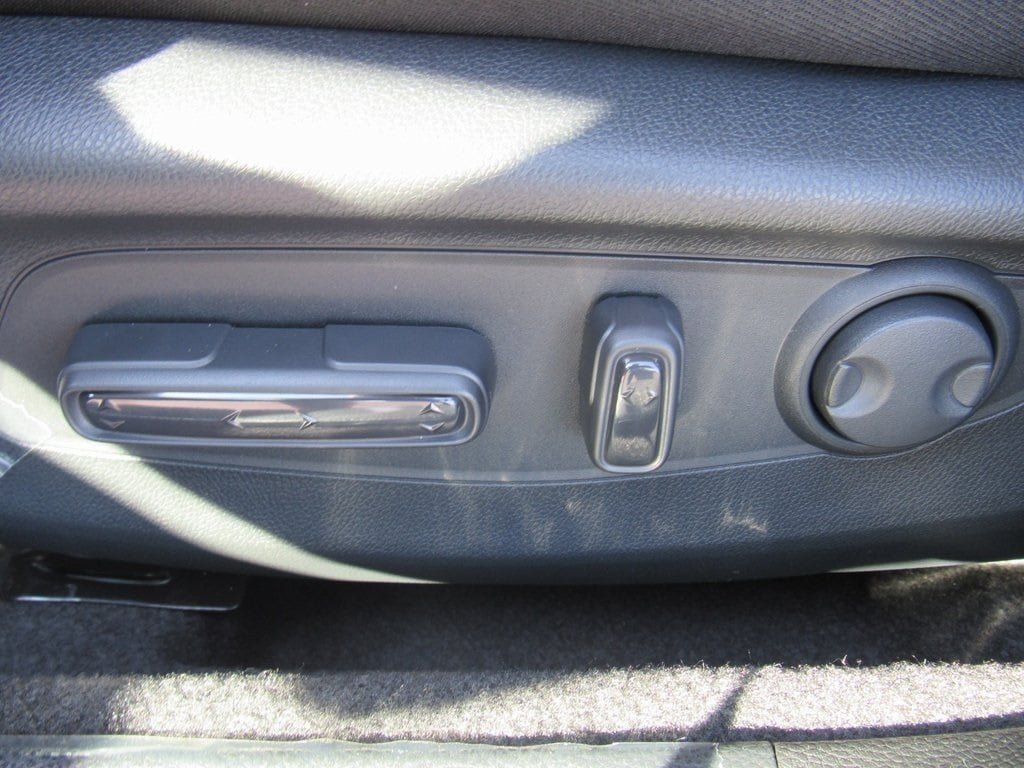 Used 2024 Honda Accord EX image 19