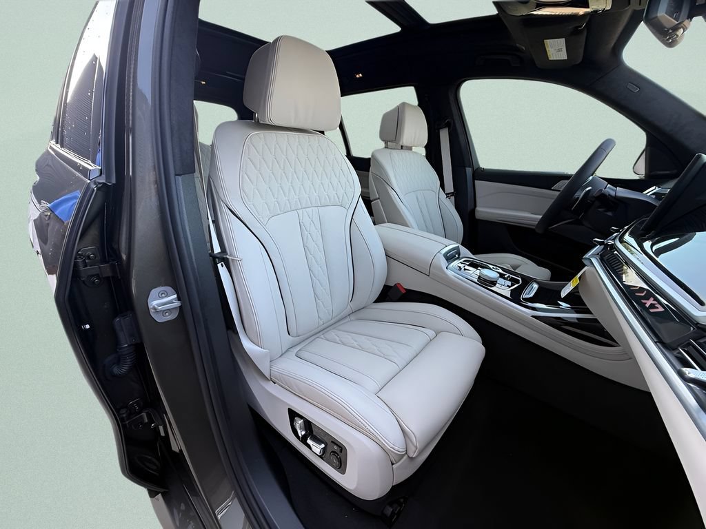 New 2027 BMW X7 xDrive40i w/ Executive Package AWD/4WD image 26