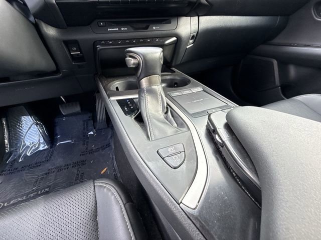 Certified 2020 Lexus UX 250h w/ Premium Package image 21