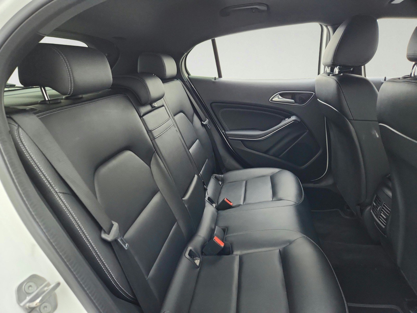 Used 2020 Mercedes-Benz GLA 250 image 27