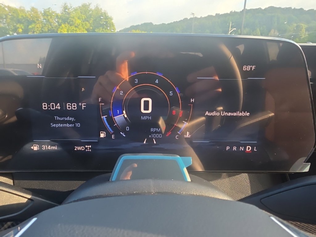 New 2027 Chevrolet Traverse Z71 w/ Enhanced Driving Package AWD/4WD image 21