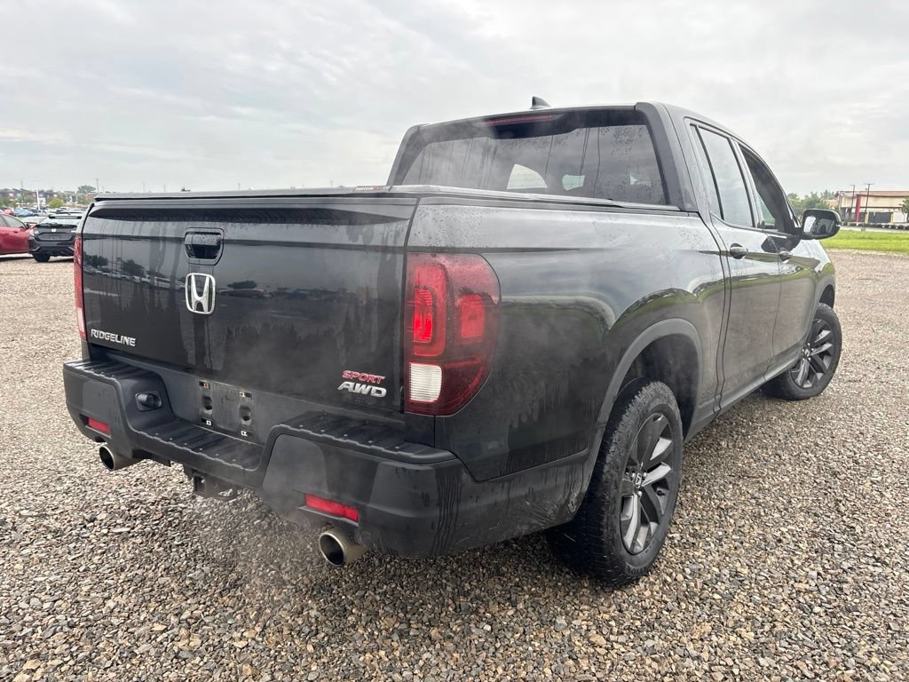Used 2023 Honda Ridgeline Sport image 11