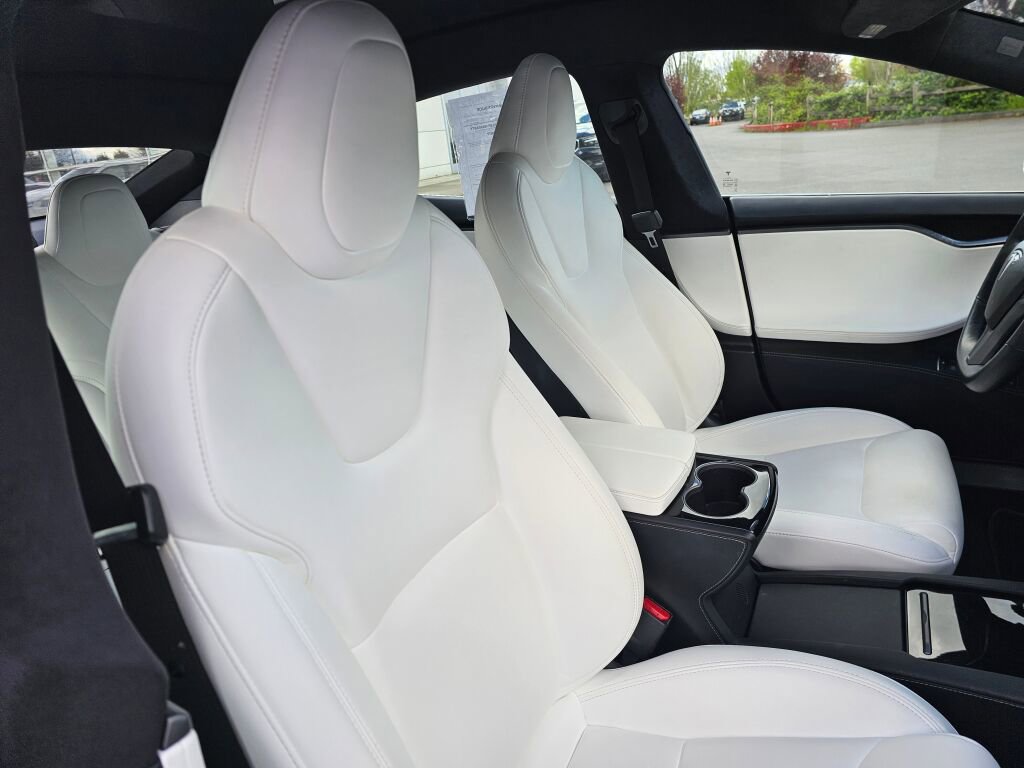 Used 2020 Tesla Model S Long Range image 12