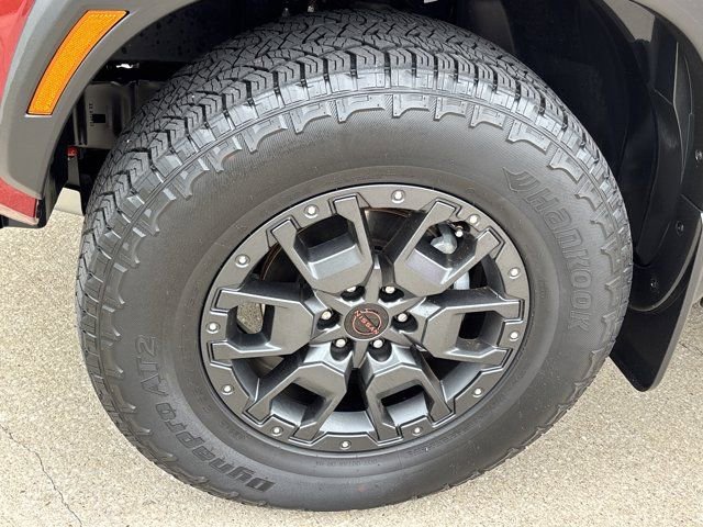 Used 2023 Nissan Frontier PRO-4X w/ Pro-4X Premium Package AWD/4WD image 13