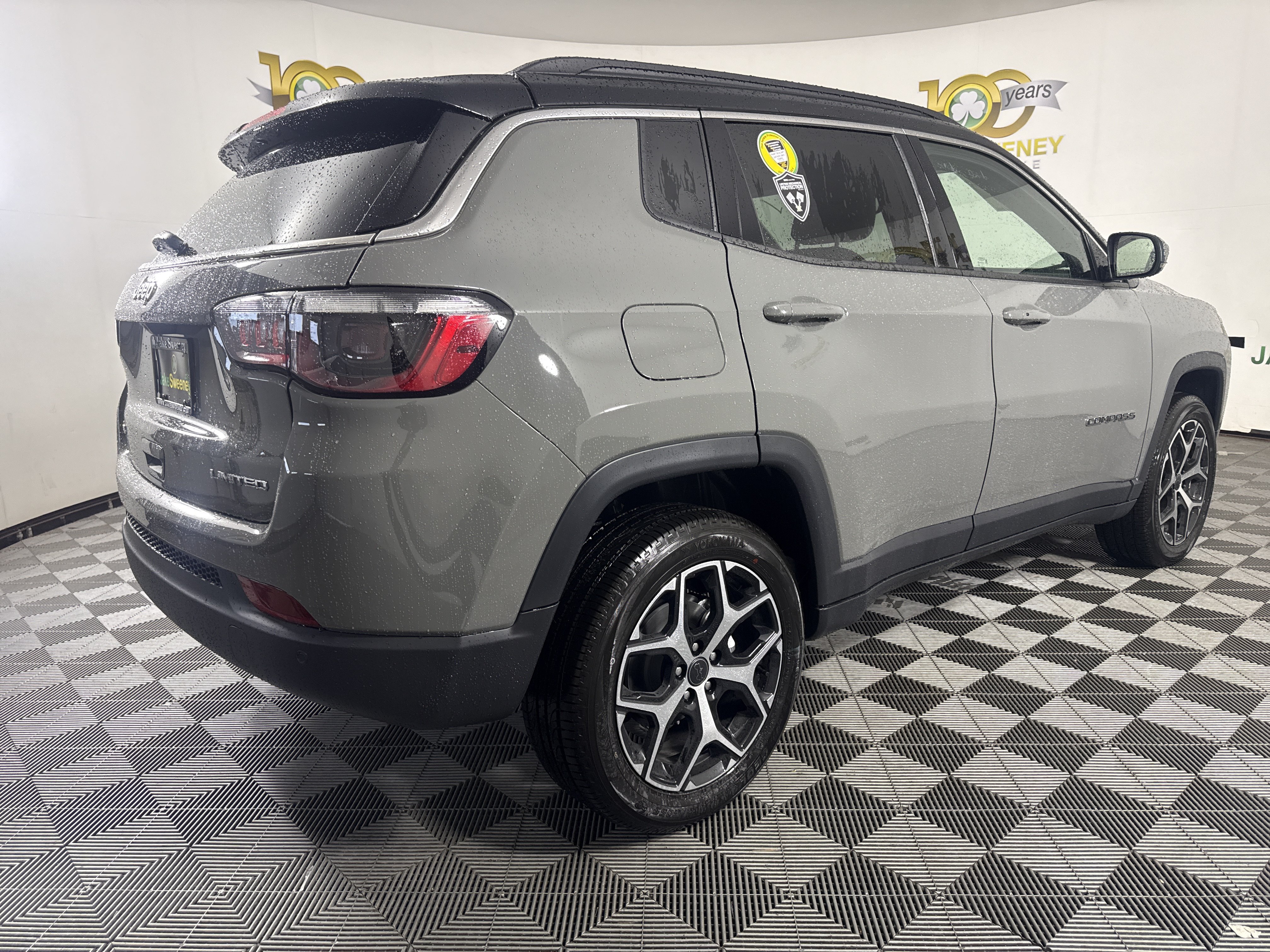 New 2026 Jeep Compass Limited w/ Sun, Sound & Navigation Group AWD/4WD image 10