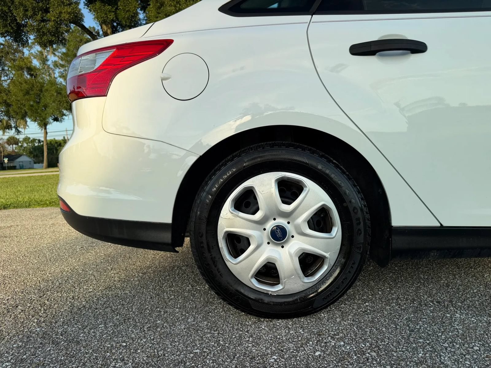 Used 2014 Ford Focus S FWD image 29