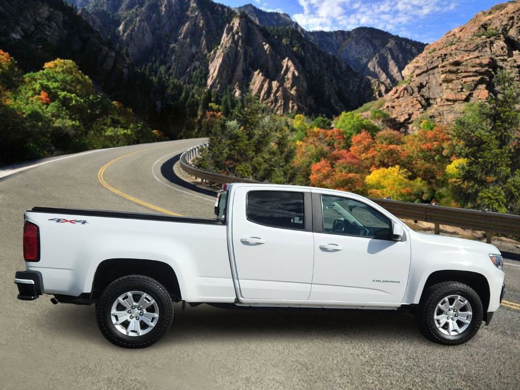 Used 2022 Chevrolet Colorado LT w/ LT Convenience Package AWD/4WD image 2