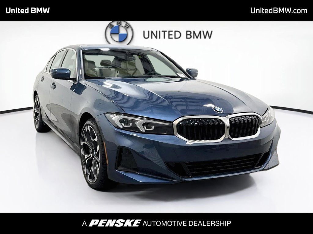 New 2026 BMW 330i Sedan w/ Premium Package RWD image 3