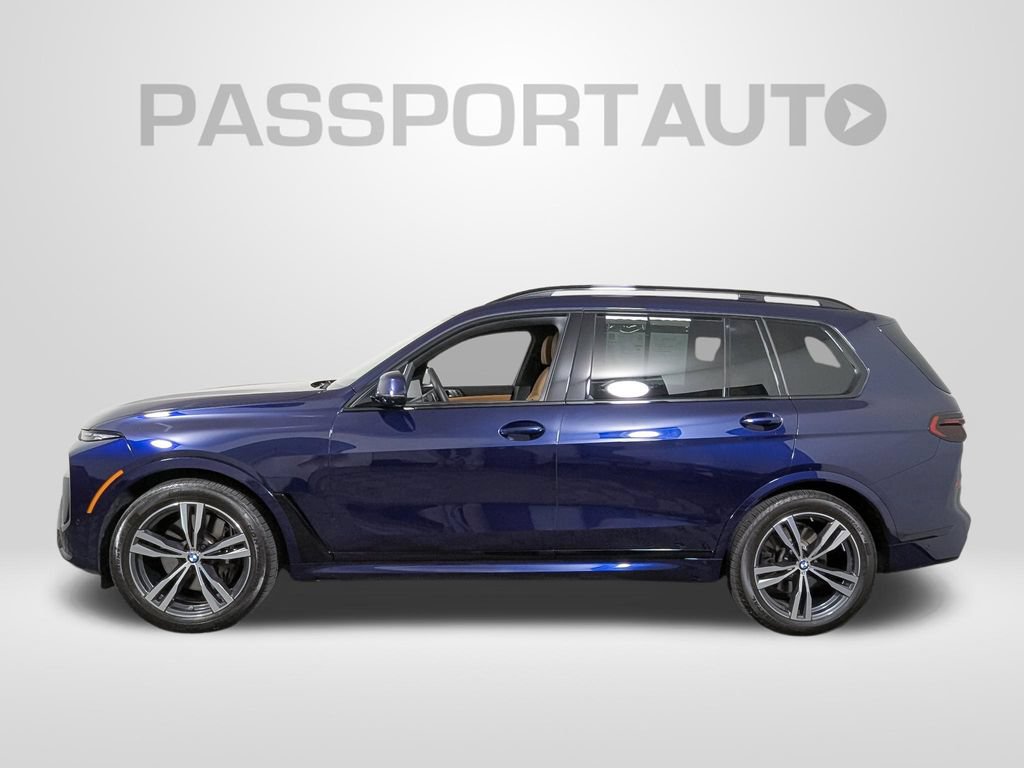 Used 2026 BMW X7 xDrive40i w/ M Sport Package AWD/4WD image 2