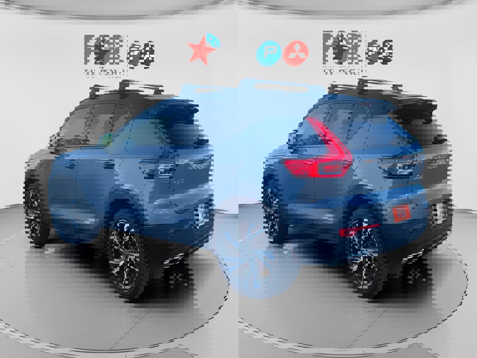 Used 2020 Volvo XC40 T4 R-Design w/ Protection Package Premier image 3