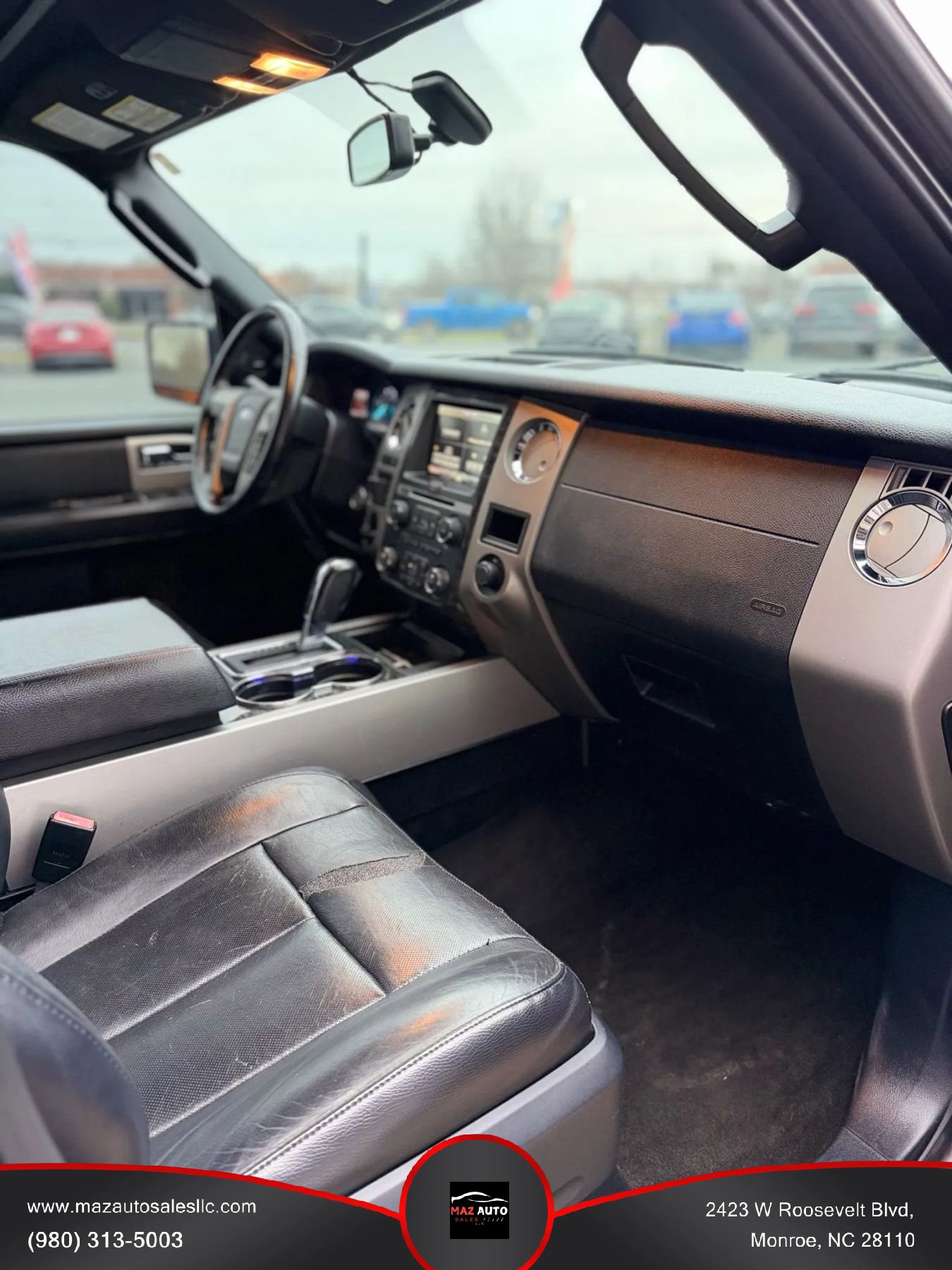 Used 2015 Ford Expedition Limited w/ Equipment Group 301A RWD image 19