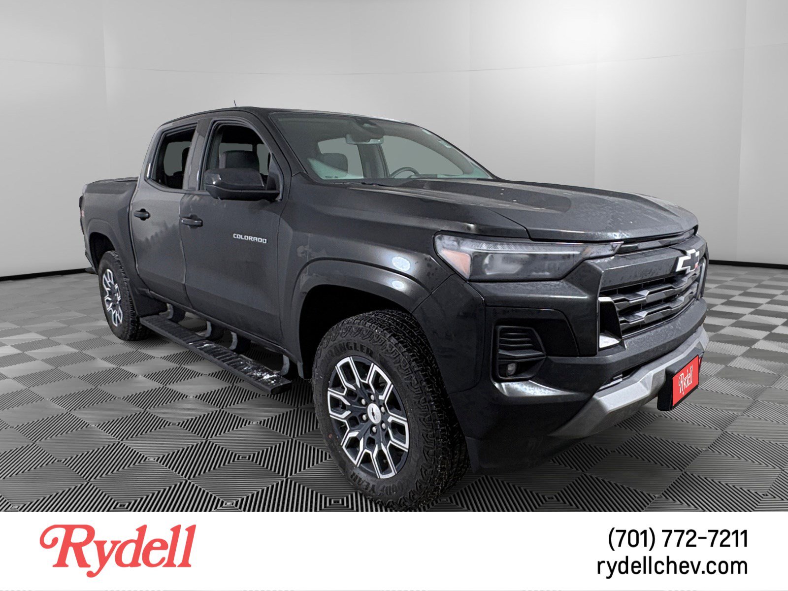 Used 2025 Chevrolet Colorado Z71 w/ Technology Package image 7