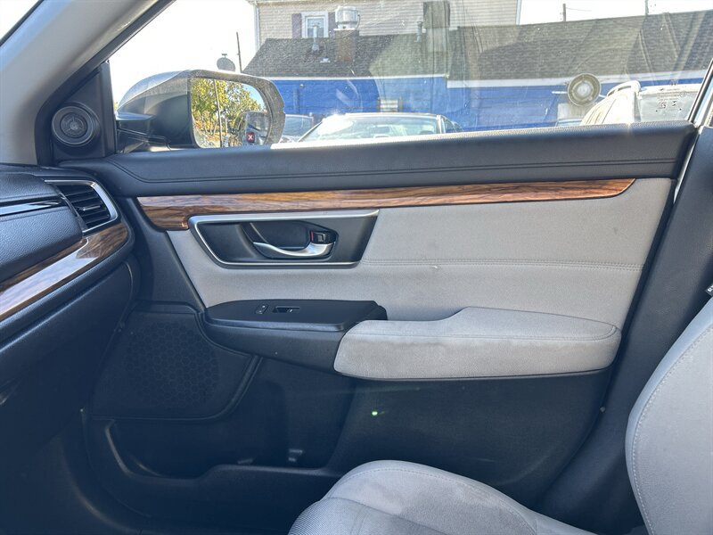 Used 2017 Honda CR-V EX image 13