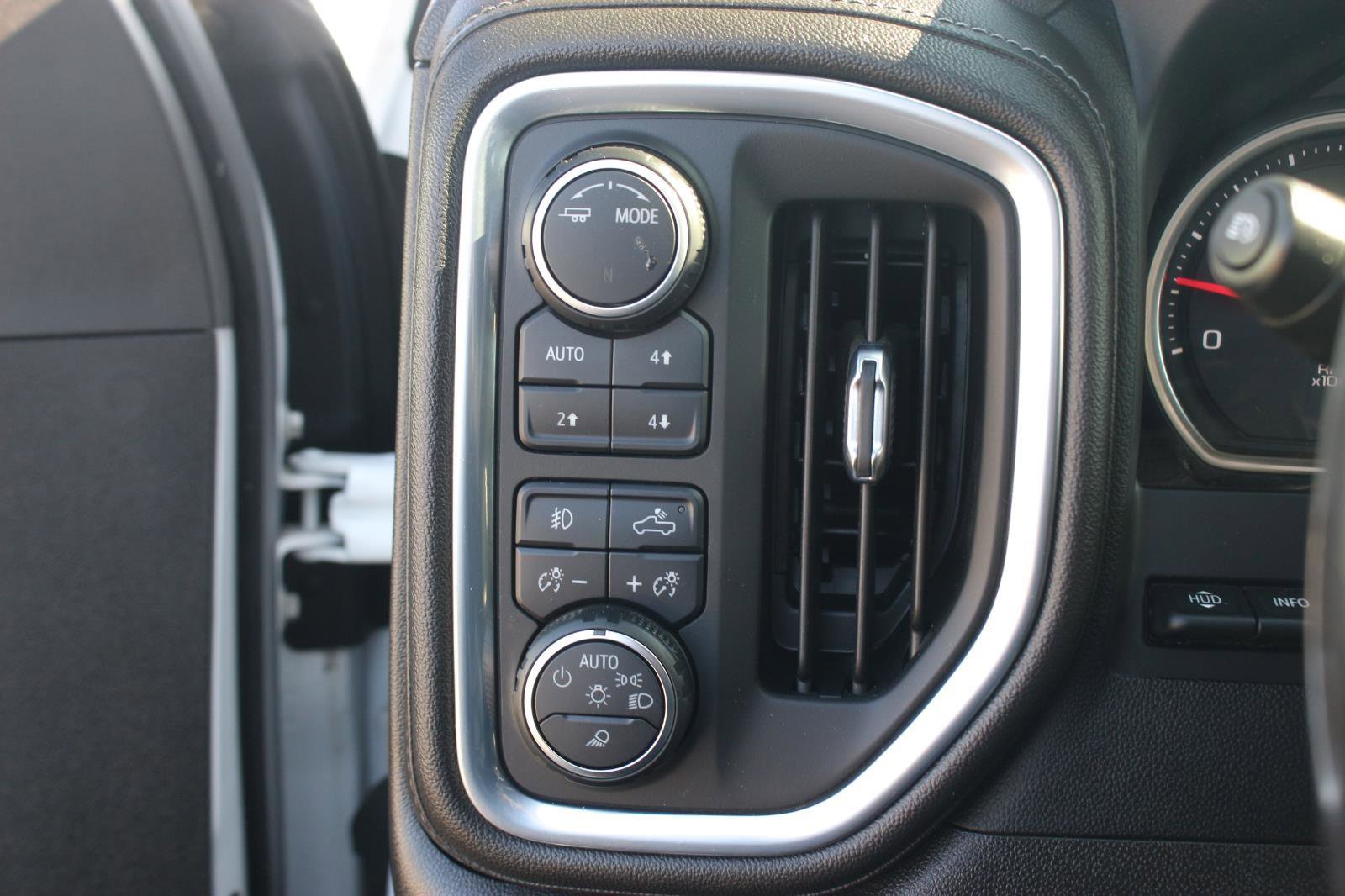 Used 2022 Chevrolet Silverado 2500 LTZ w/ Z71 Chrome Sport Edition image 35