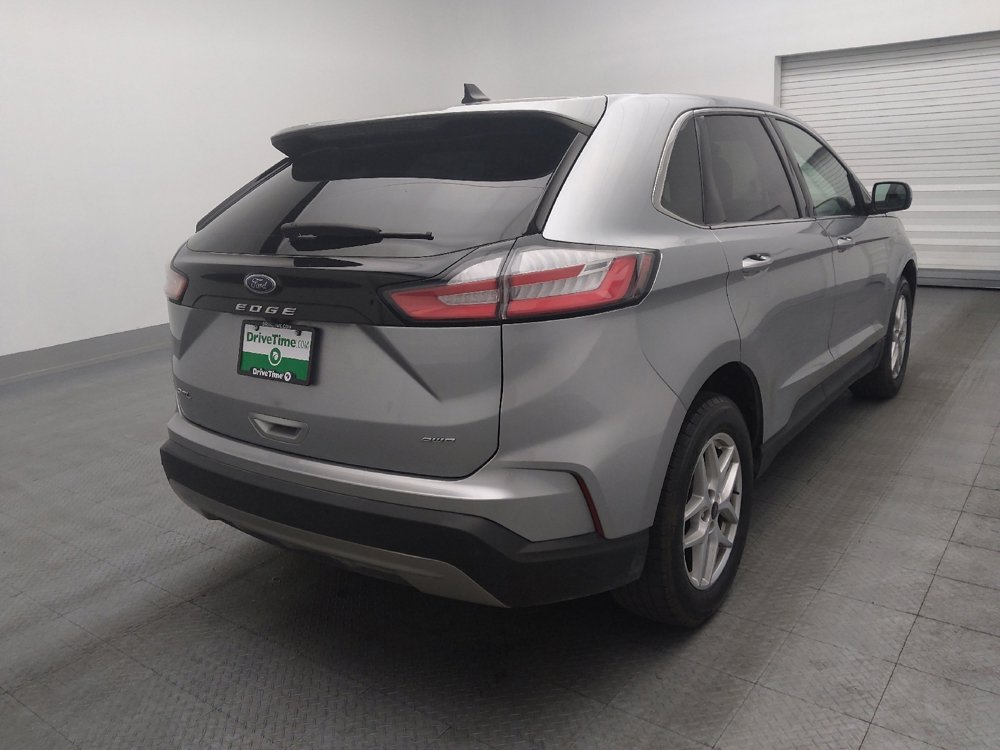 Used 2024 Ford Edge SEL image 9