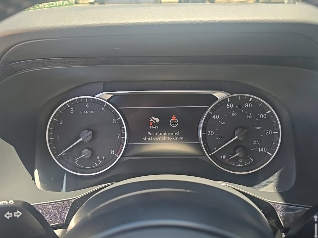 Used 2024 Nissan Pathfinder SV FWD image 18