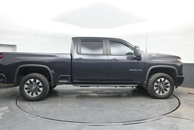 Used 2024 Chevrolet Silverado 2500 Custom w/ Custom Value Package AWD/4WD image 15